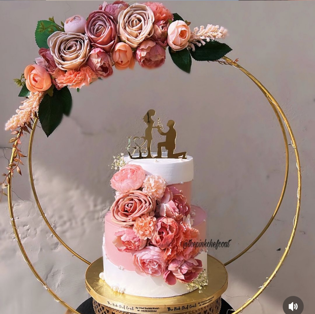 DOUBLE HOOP CAKE STAND