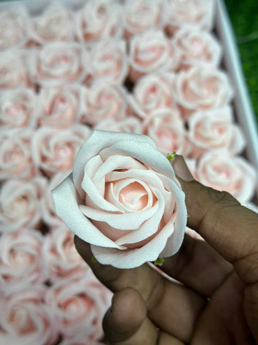 IMPORTED SCENTED ROSES FLOWER 50pcs Gift Box Rose Soap Flowers Head Foam Soap Roses in Box