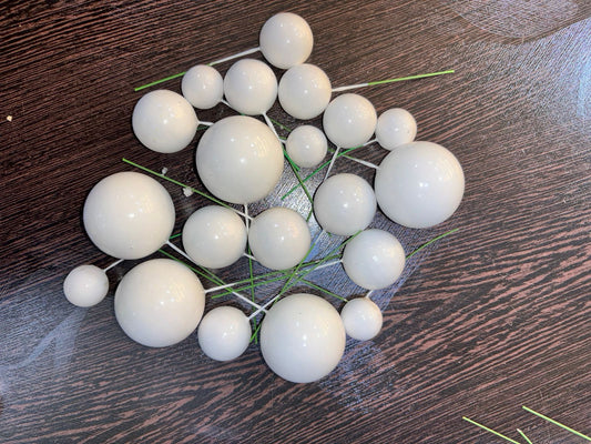 FAUX BALL WHITE