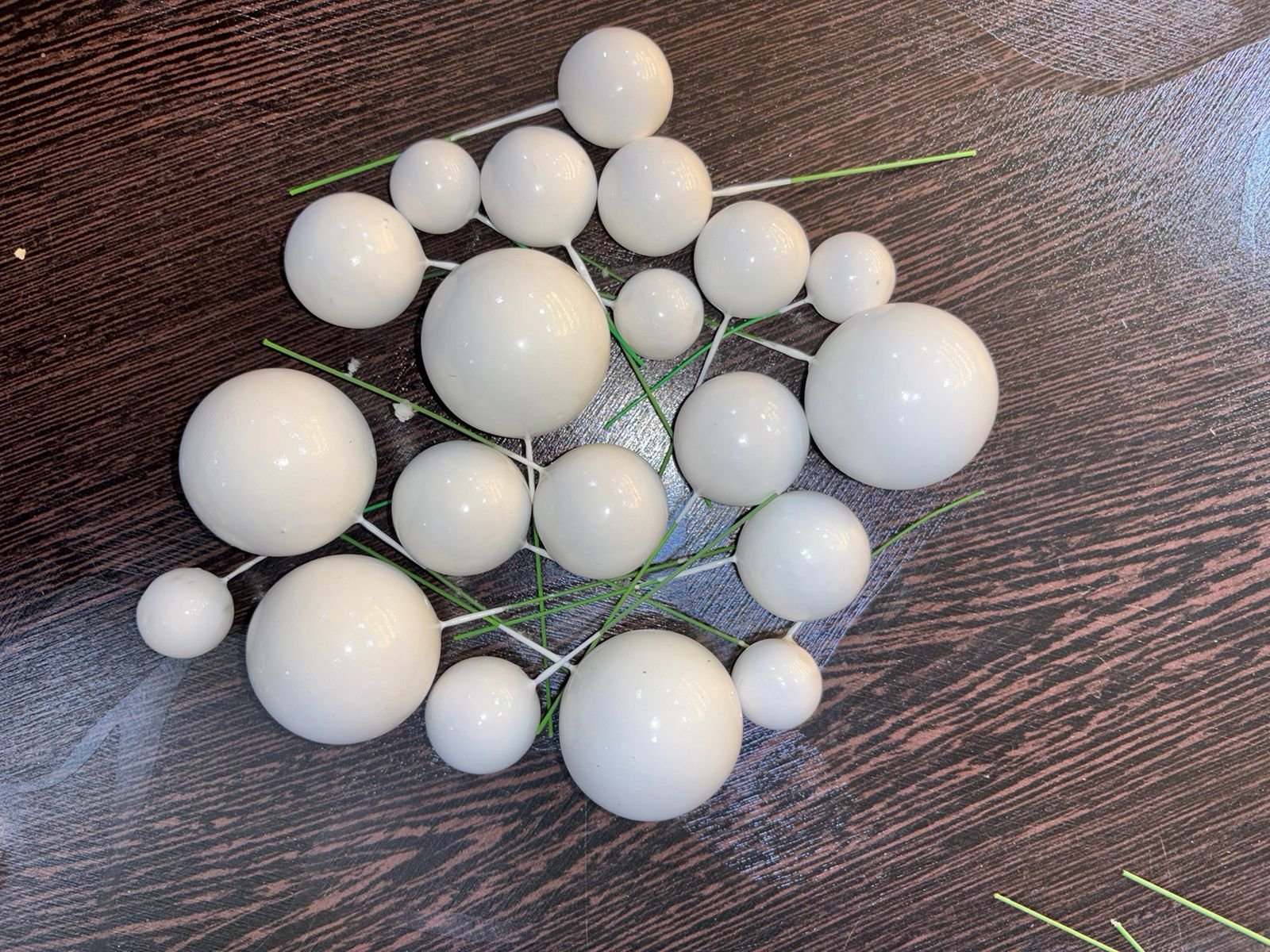 FAUX BALL WHITE