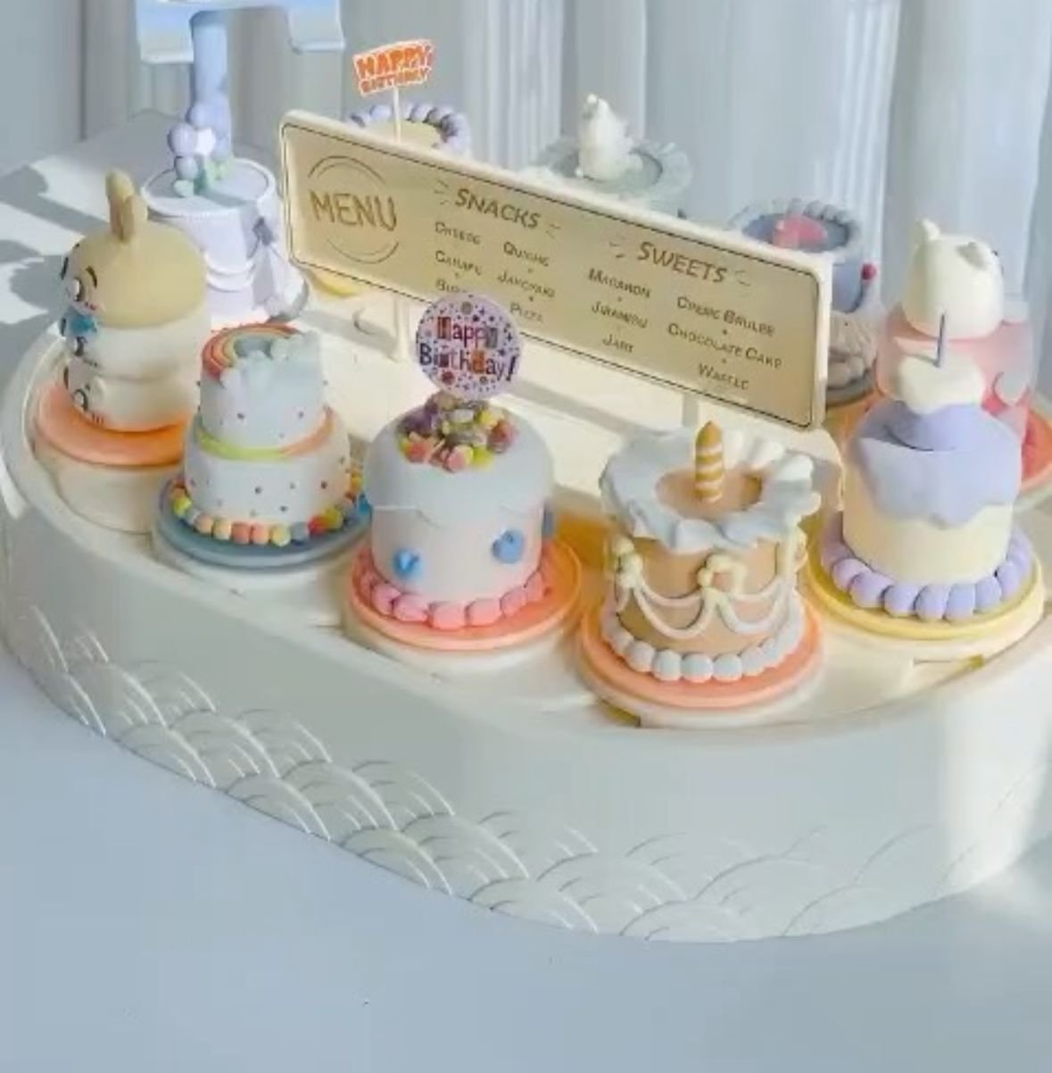 Oval Cupcake Rotating Machine